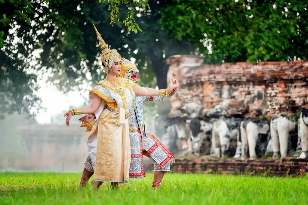 [KHON THAI,RANAYANA MASKED] Thai traditional dance of the Ramayana dance drama at old temple in Ayutthaya, Art culture Thailand Dancing, Khon show Hanuman and Seeda
